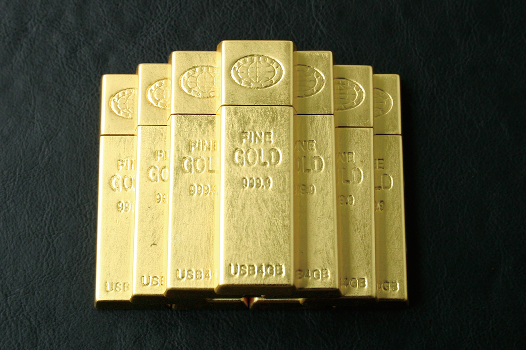 金塊を模したUSBメモリー「GOLD INGOT（ゴールドインゴット） USB